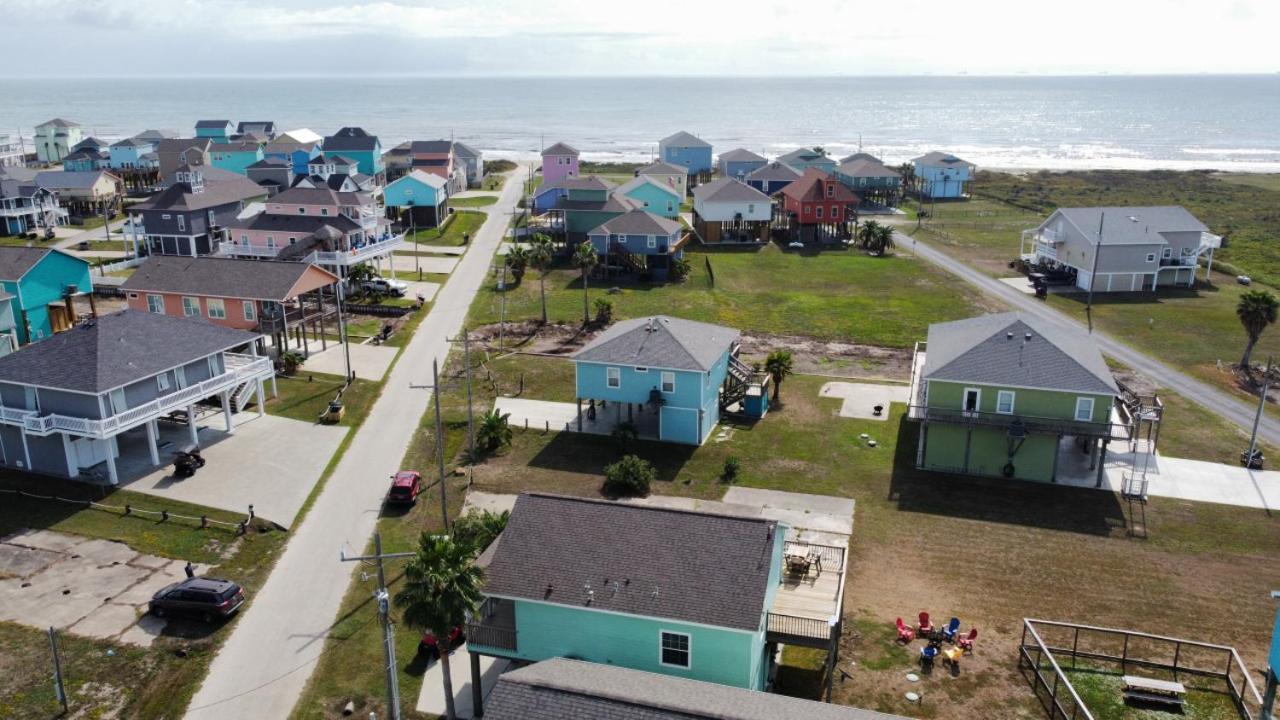 Steps To Beach Golf Cart About Time Beach Retreat Bolivar Peninsula Eksteriør billede